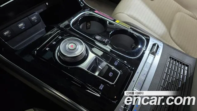 Kia Carnival 2022 thumb 9