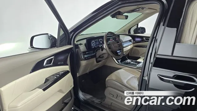 Kia Carnival 2022 thumb 10