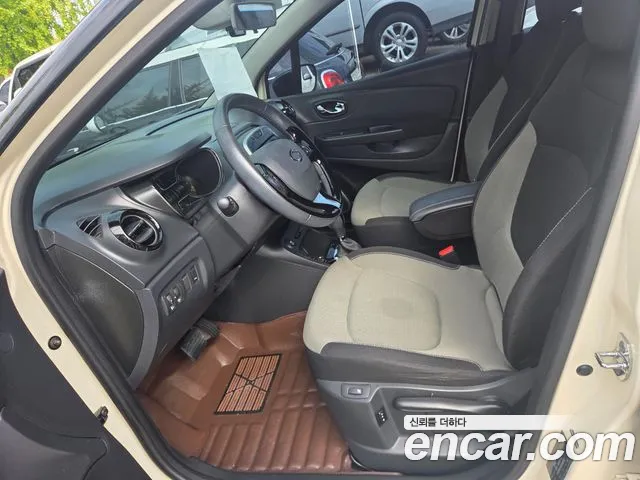 Renault-KoreaSamsung Captur 2014 thumb 10