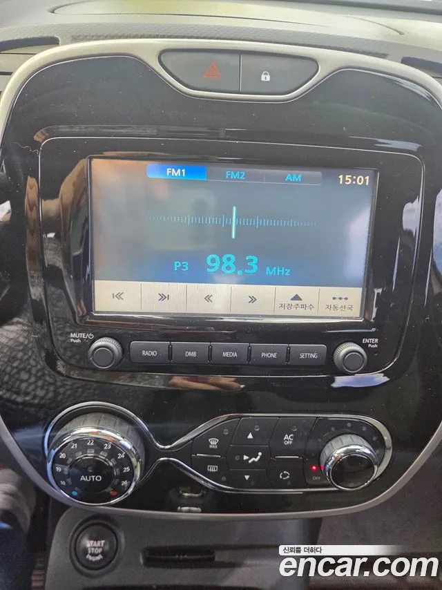 Renault-KoreaSamsung Captur 2014 thumb 12