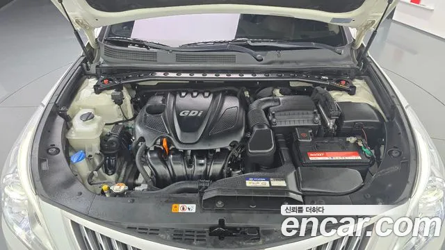 Hyundai Grandeur 2013 thumb 6