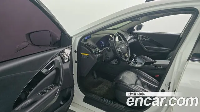 Hyundai Grandeur 2013 thumb 10