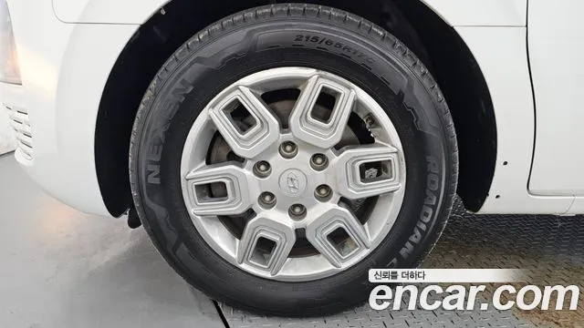 Hyundai Staria 2021 thumb 5