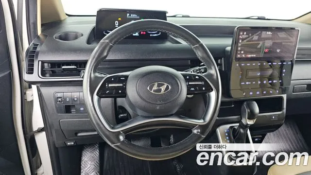 Hyundai Staria 2021 thumb 11