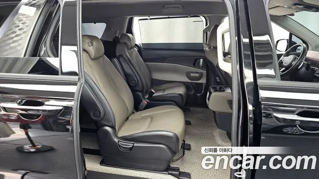 Kia Carnival 2024 thumb 12
