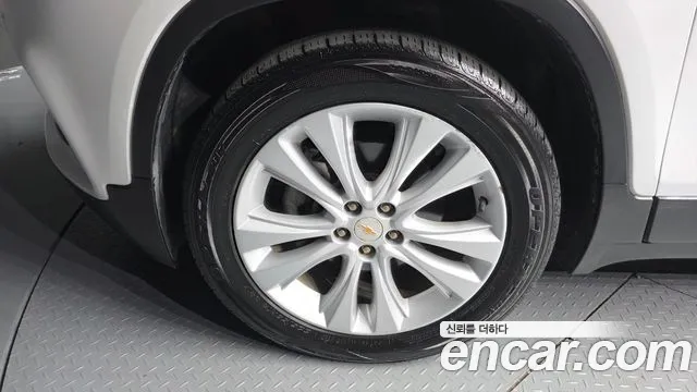 ChevroletGMDaewoo Tracker 2019 thumb 5
