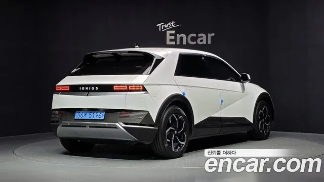 Hyundai IONIQ 5 2021 thumb 2