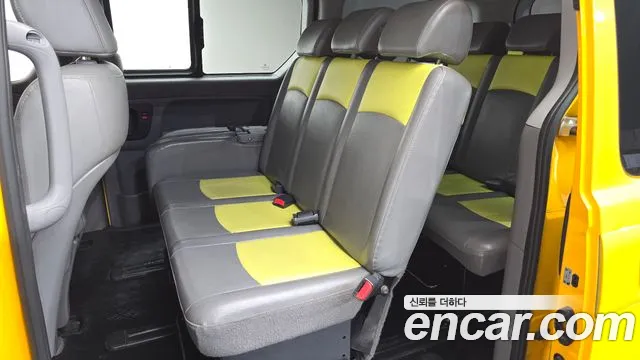 Hyundai Starex 2018 thumb 11
