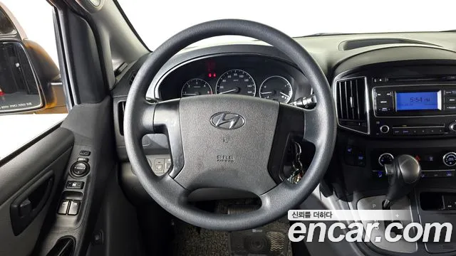 Hyundai Starex 2018 thumb 12