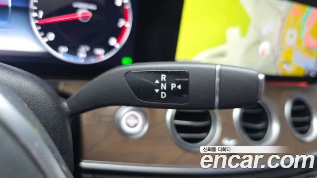 Mercedes-Benz E-Класс 2020 thumb 9