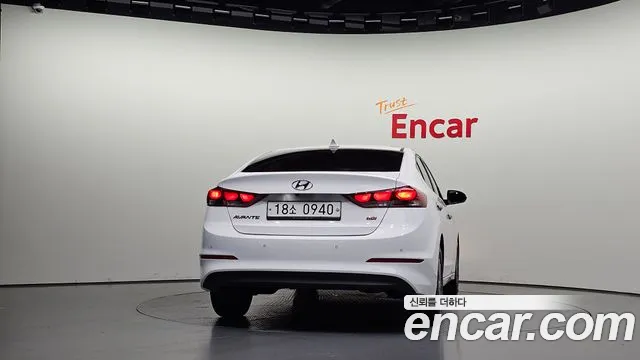 Hyundai Avante 2016 thumb 4