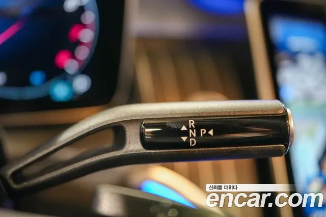 Mercedes-Benz GLC 2024 thumb 9