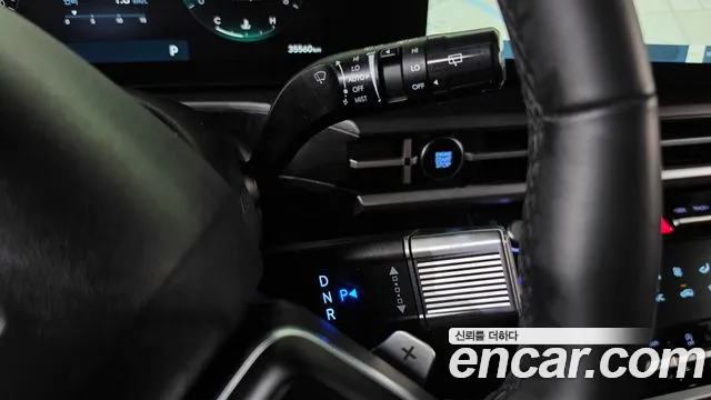 Hyundai Santa Fe 2024 thumb 9