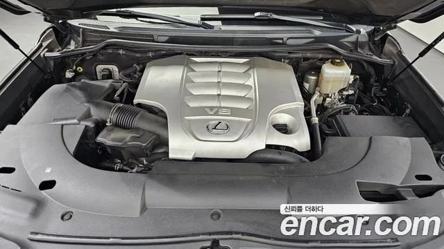 Lexus LX 2019 thumb 6