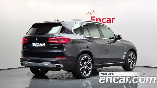 BMW X5 2022 thumb 2