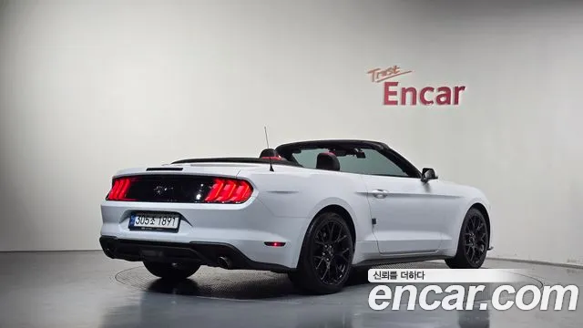 Ford Mustang Mach-E 2021 thumb 2