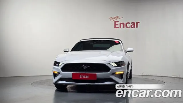 Ford Mustang Mach-E 2021 thumb 3