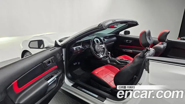 Ford Mustang Mach-E 2021 thumb 10