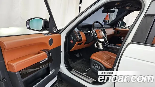 Land Rover Range Rover 2017 thumb 10