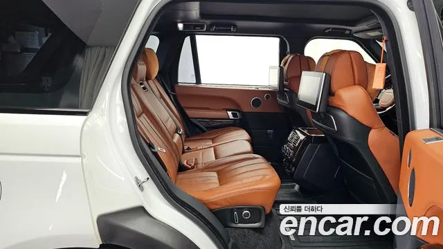 Land Rover Range Rover 2017 thumb 12