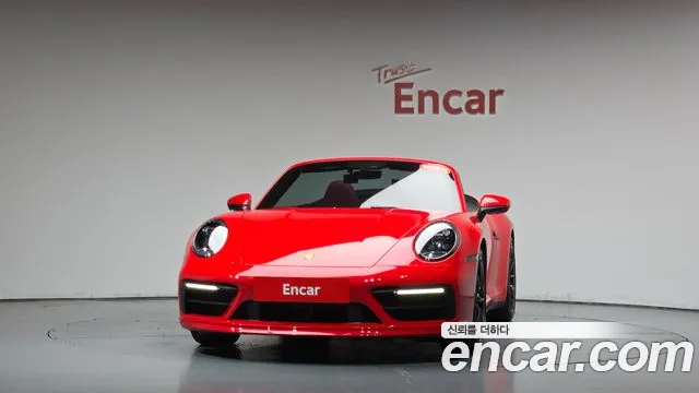 Porsche 911 2024 thumb 2