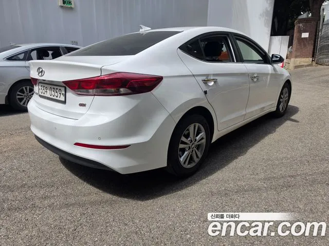 Hyundai Avante 2016 thumb 4