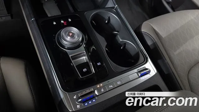 Kia Carnival 2025 thumb 8