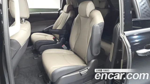 Kia Carnival 2025 thumb 10