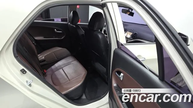 Kia Morning 2015 thumb 10