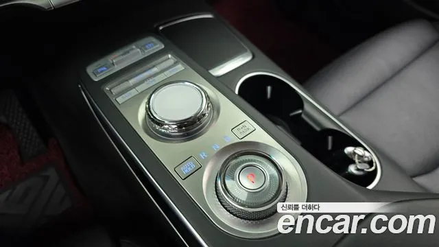 Genesis GV70 2021 thumb 9