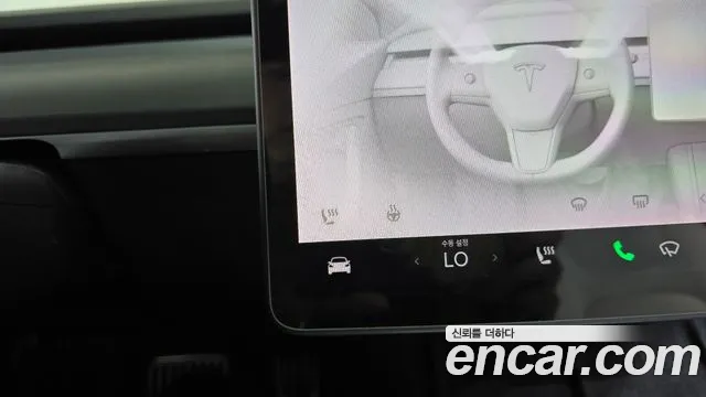 Tesla Model 3 2021 thumb 12