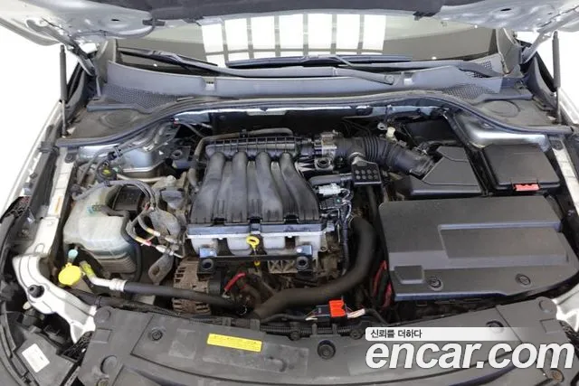 Renault-KoreaSamsung SM5 2014 thumb 6