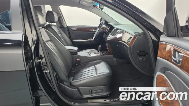 Hyundai Genesis 2010 thumb 11