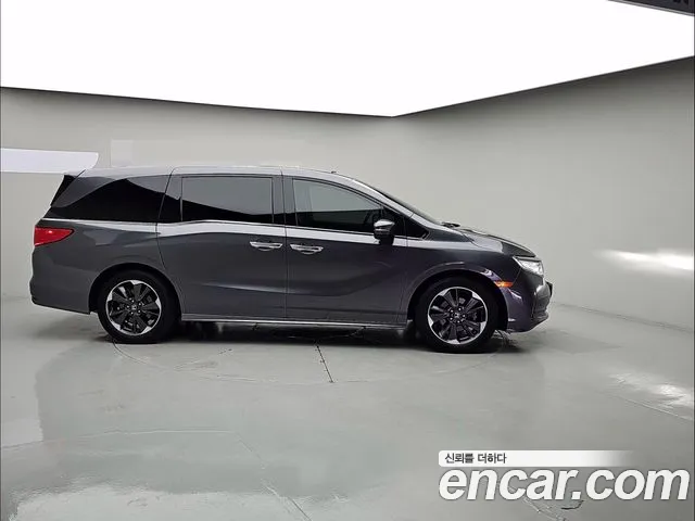 Honda Odyssey 2022 thumb 2