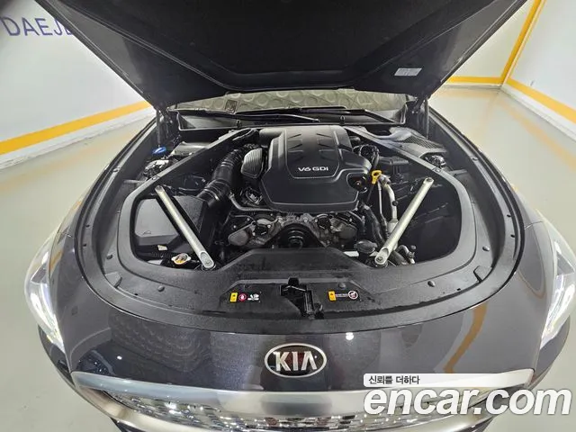Kia K9 2018 thumb 5