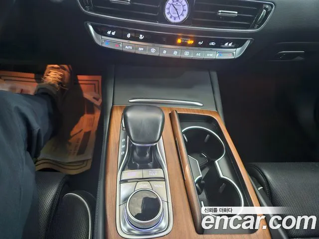 Kia K9 2018 thumb 8
