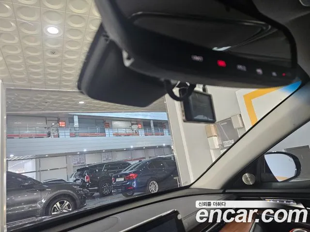 Kia K9 2018 thumb 10