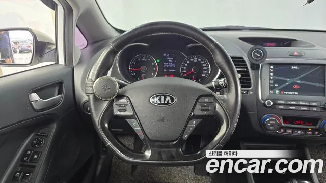 Kia K3 2017 thumb 12