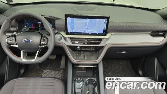 Ford Explorer 2025 thumb 7
