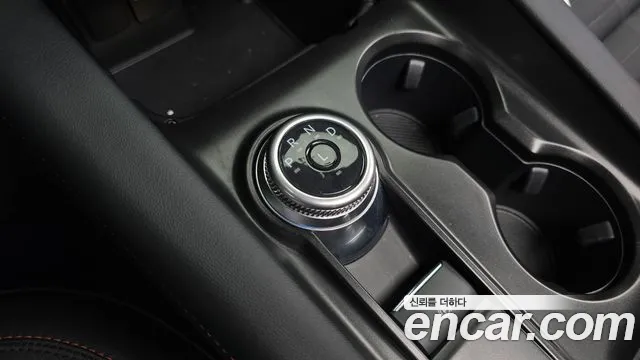 Ford Explorer 2025 thumb 9
