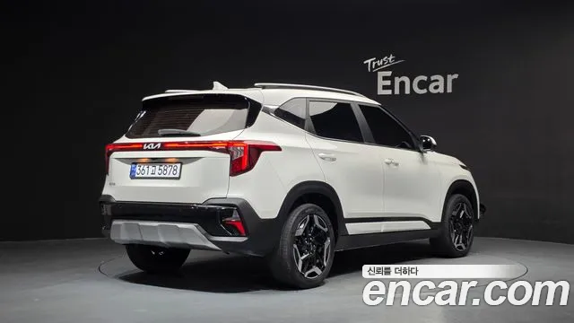 Kia Seltos 2022 thumb 2