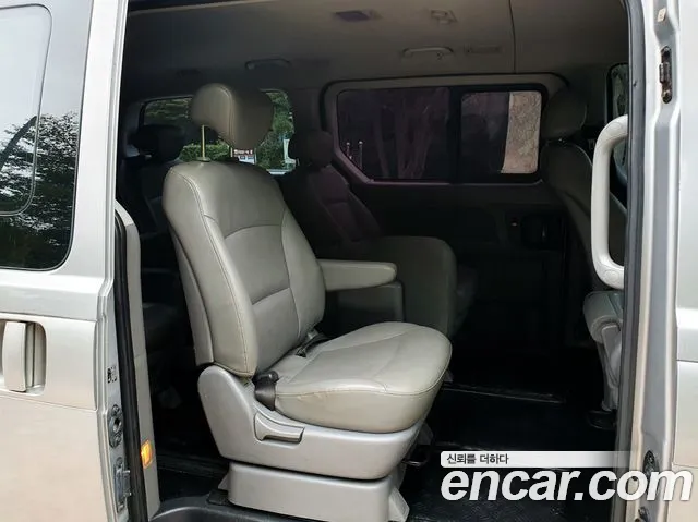 Hyundai Starex 2013 thumb 7