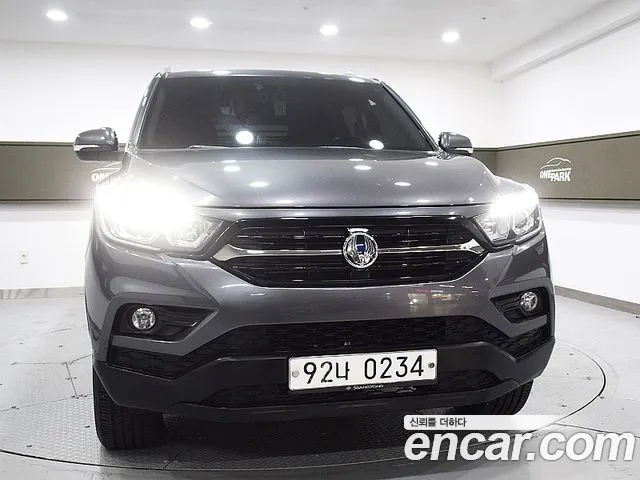 KG_Mobility_Ssangyong Rexton 2018 thumb 2