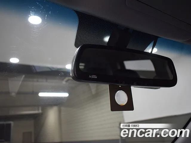 KG_Mobility_Ssangyong Rexton 2018 thumb 10