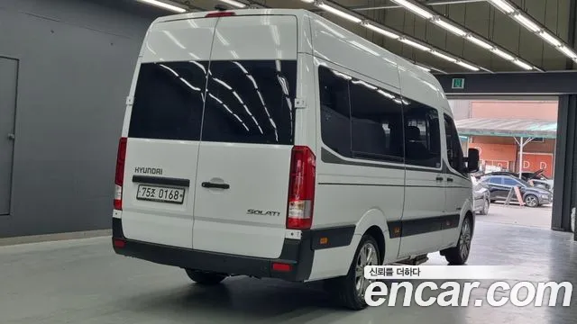 Hyundai Staria 2019 thumb 3