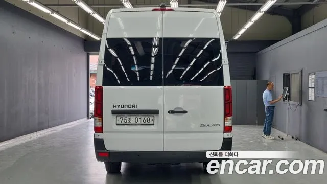 Hyundai Staria 2019 thumb 4
