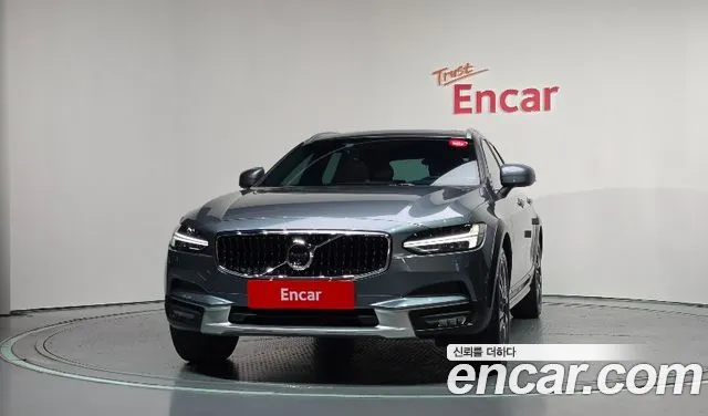Volvo V90 2018 thumb 3