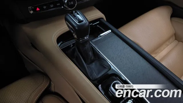Volvo V90 2018 thumb 9