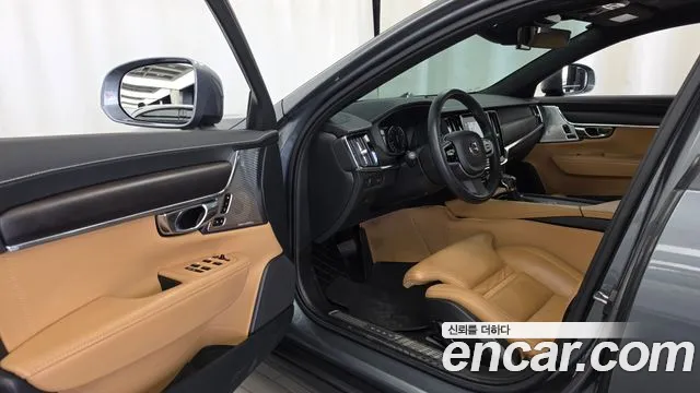 Volvo V90 2018 thumb 10