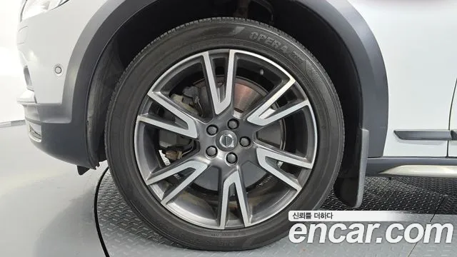Volvo V90 2020 thumb 5